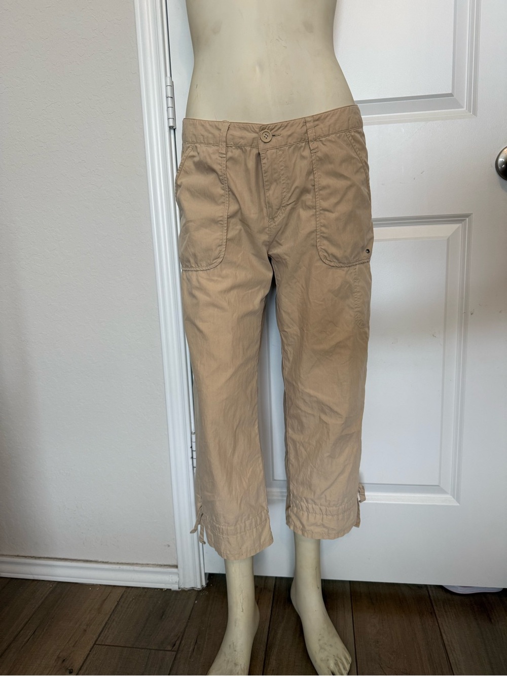 Giordano Khakis Low Rise Cotton Crop Cargo Pants